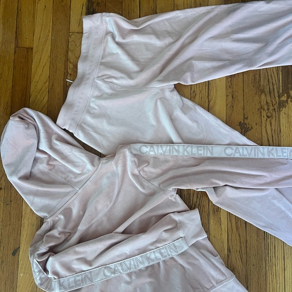 Pink Velour Tracksuit Set - Picture 5 of 10